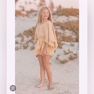 Rylee + Cru Eyelet Beach Kaftan 4-5